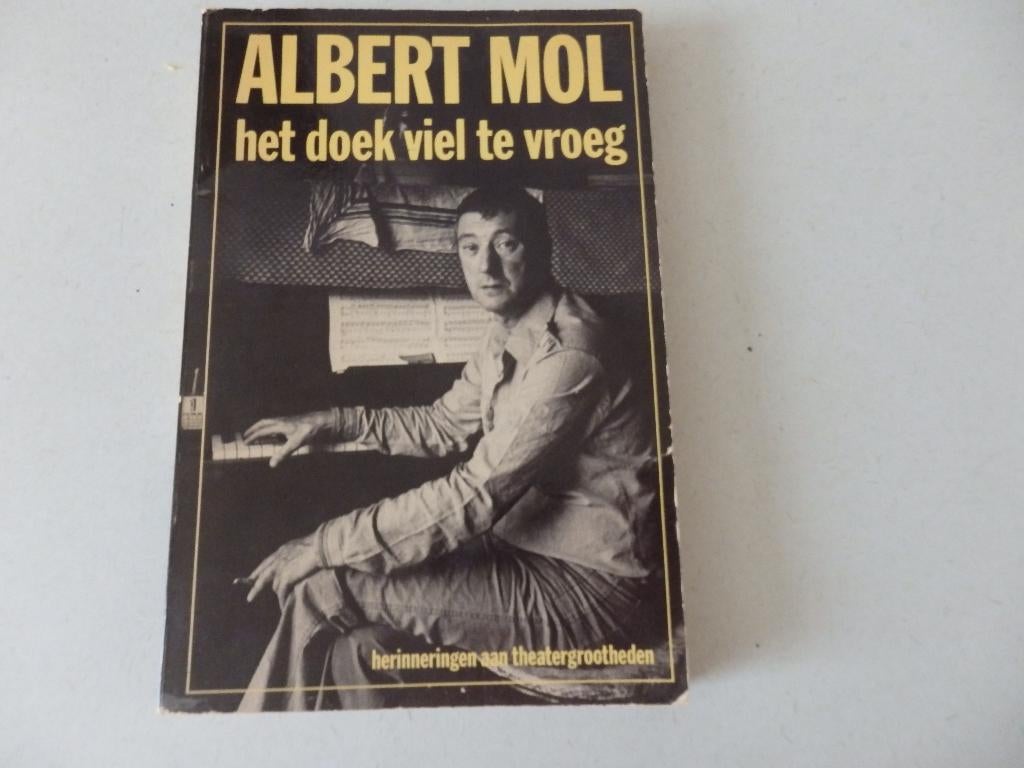 Albert Mol, Het doek viel te vroeg, Ophalen of Verzenden, Zo goed als nieuw