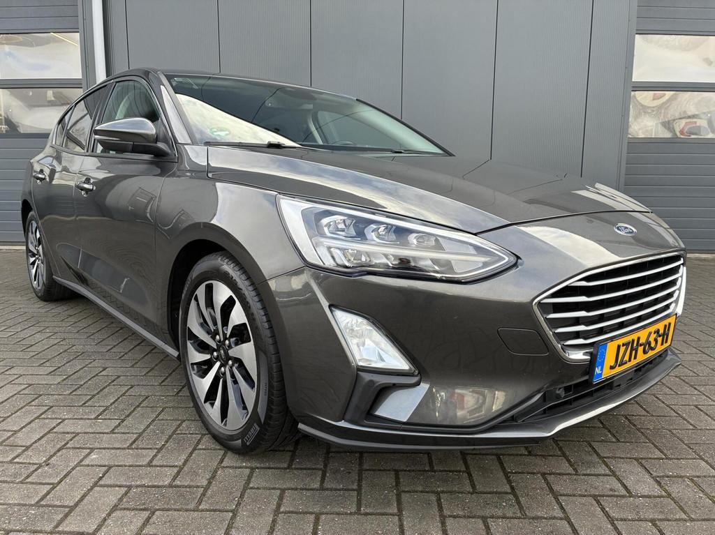 Ford Focus 1.0 EcoBoost 125 PK Titanium Business | CARPLAY |, Auto's, Ford, Gebruikt, Zwart, Zwart, Bedrijf