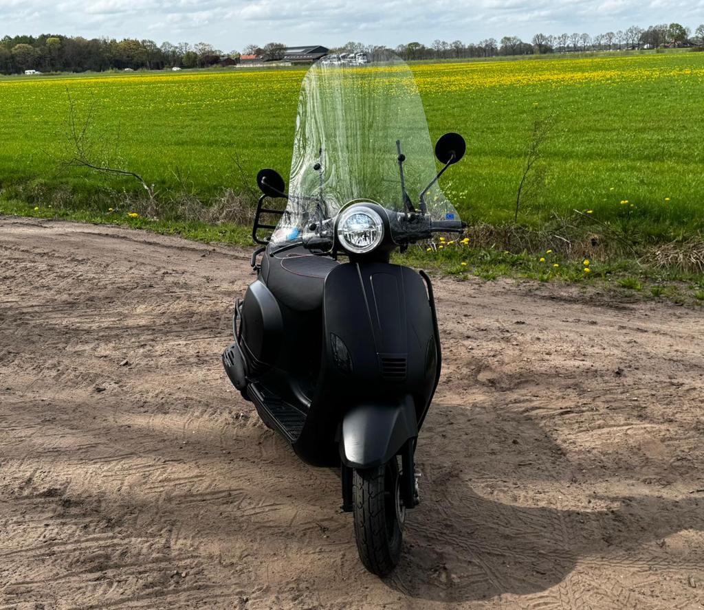 La Souris Sourini R, Fietsen en Brommers, Ophalen, Zo goed als nieuw, Benzine, Overige merken