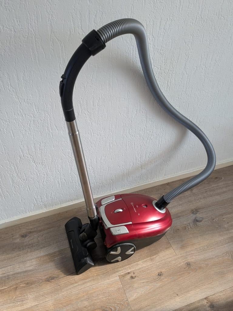 Gratis Stofzuiger, Witgoed en Apparatuur, Stofzuigers, Gebruikt, Stofzuiger, Minder dan 1200 watt, Ophalen