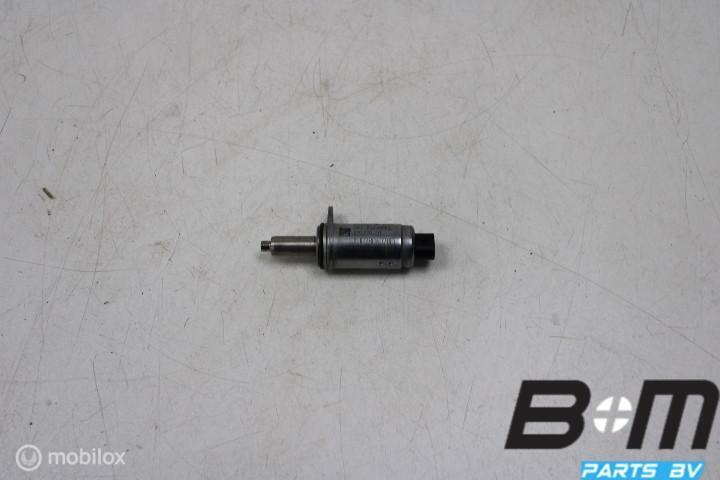 Versteleenheid in cilinderkop VW Golf 7 06E103697L, Gebruikt