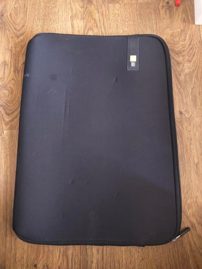 Case Logic laptophoes 17 inch, Computers en Software, Laptophoezen, Ophalen of Verzenden