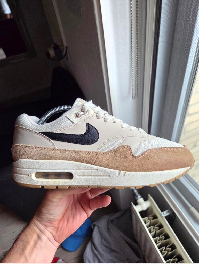 Nike Air Max 1 Desert Sand, Kleding | Heren, Schoenen, Zo goed als nieuw, Sneakers of Gympen, Overige kleuren, Ophalen of Verzenden