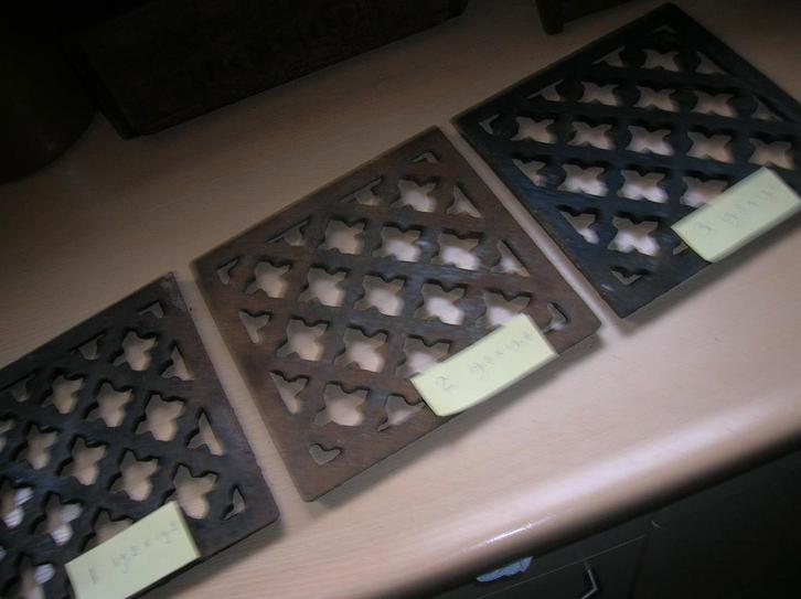 oud putdeksel gietijzer 19,8 x 19,8 cm 3 stuks prijs p. stuk, Antiek en Kunst, Curiosa en Brocante, Ophalen of Verzenden