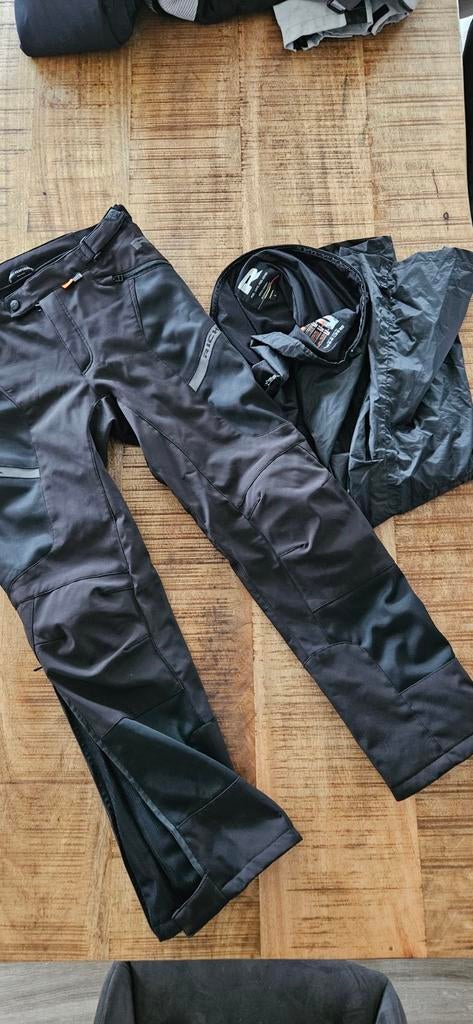 Richa motorbroek softshell met binnenbroek maat L zgan, Motoren, Kleding | Motorkleding, Broek | textiel, Heren, Nieuw zonder kaartje