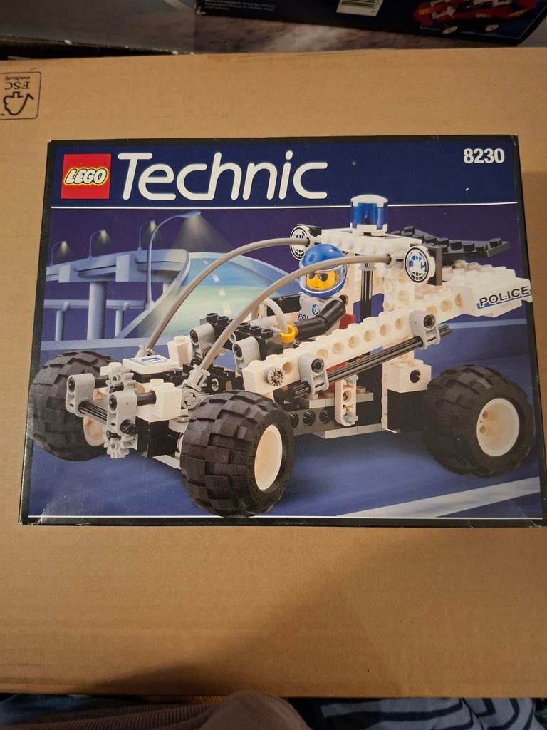 Lego technic 8230 politie buggy nieuw in de doos uit1996, Ophalen, Nieuw