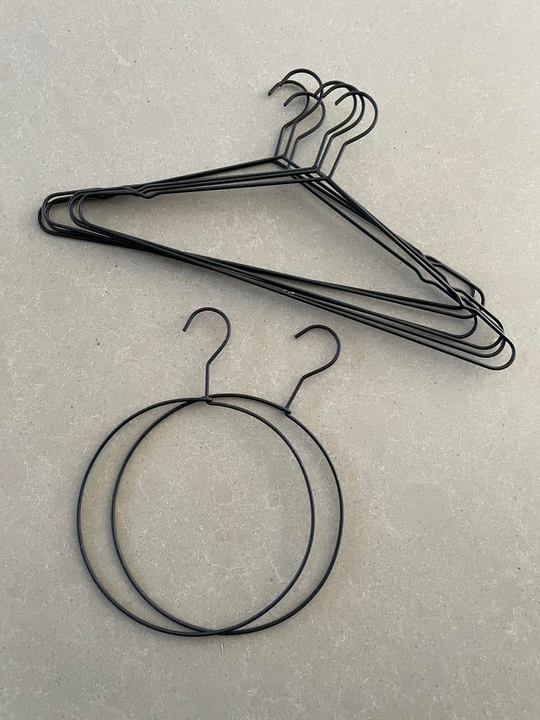 Zwarte ijzeren kledinghangers en sjaalhangers, Ophalen of Verzenden, Zo goed als nieuw, Metaal, Volwassenen