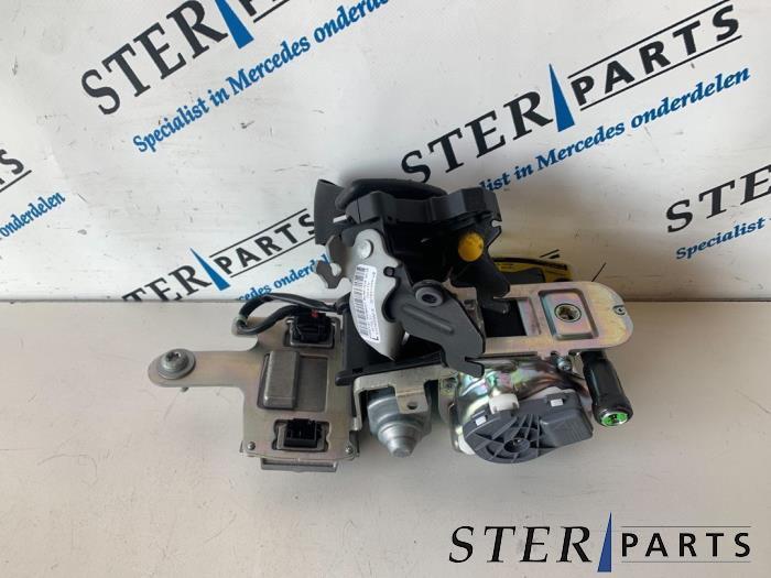 Veiligheidsgordel links-voor van een Mercedes E-Klasse, Auto-onderdelen, Interieur en Bekleding, Mercedes-Benz, Gebruikt, 3 maanden garantie