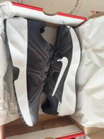 Nike sneakers zwart wit. 46, Kleding | Heren, Schoenen, Zwart, Nike, Nieuw, Ophalen of Verzenden