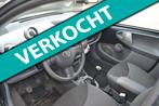Toyota Aygo 1.0-12V + Hele Nette 5drs/Airco/CV, Voorwielaandrijving, Stof, Gebruikt, Zwart
