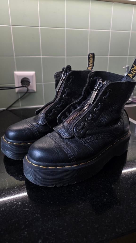 DR. MARTENS SINCLAIR Maat 37, Ophalen, Zwart, Dr. Martens, Gedragen