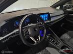 Volkswagen Golf 1.5 eTSI 3x R-Line Panorama/HUD/Keyless/IQ L, 1498 cc, Zwart, 4 cilinders, 150 pk