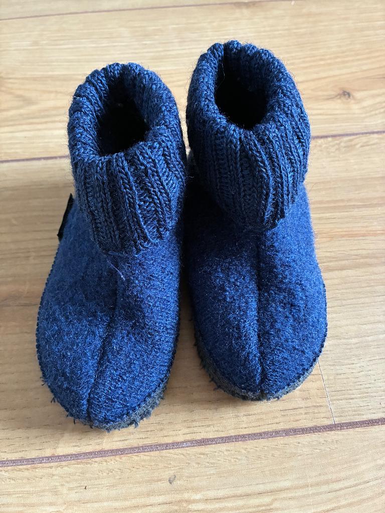 Bergstein pantoffels maat 24, Ophalen, Gebruikt, Jongen of Meisje, Overige typen