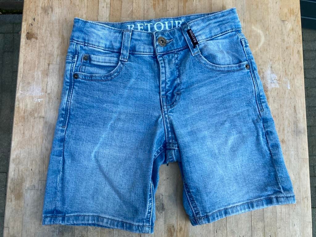 Retour kort broekje maat 128, Kinderen en Baby's, Kinderkleding | Maat 128, Ophalen of Verzenden, Zo goed als nieuw, Jongen, Broek