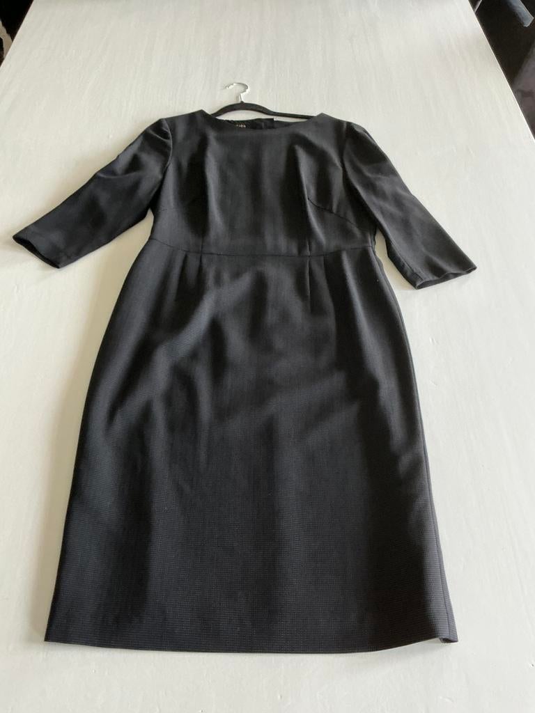 Escada grijs blauwe business jurk, Maat 38/40 (M), Blauw, Ophalen of Verzenden, Zo goed als nieuw