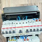 ABB Groepenkast met aardlekschakelaars en automaten, Doe-het-zelf en Verbouw, Elektra en Kabels, Ophalen, Zo goed als nieuw, Overige typen