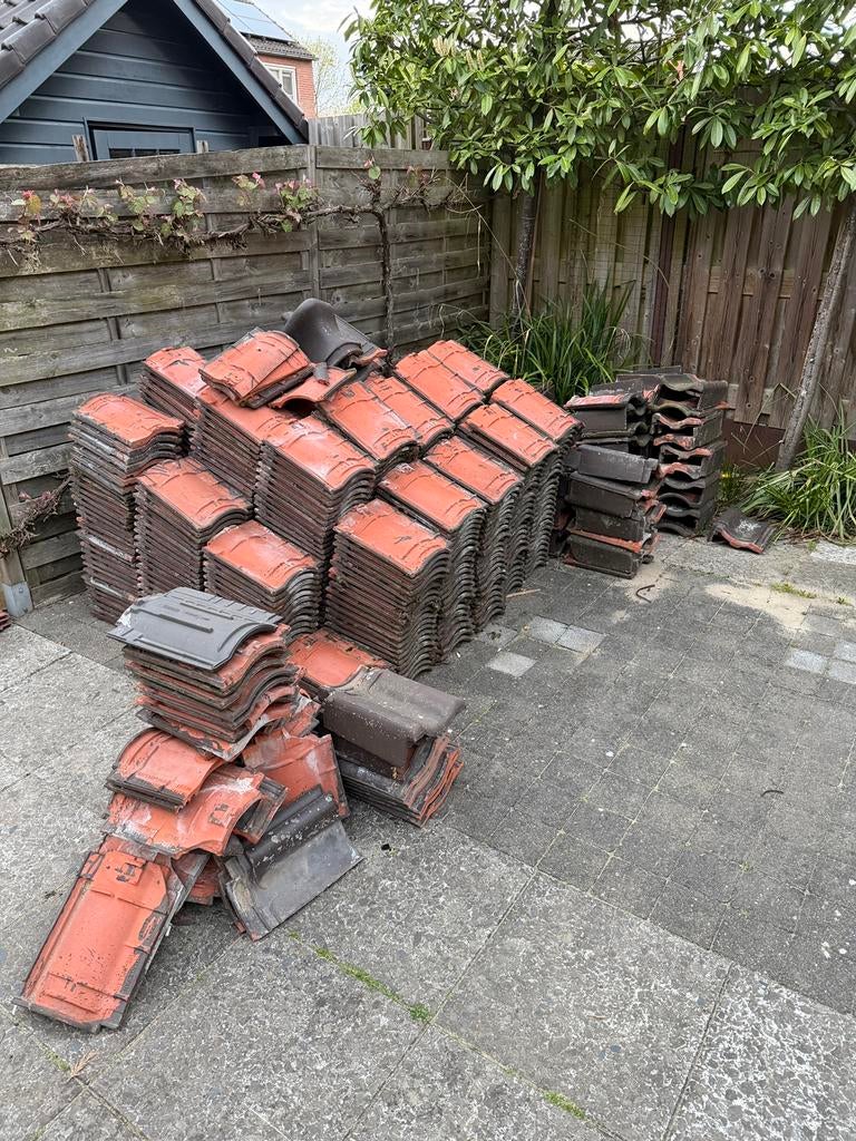Depafa Deest dakpannen – grote partij (718 stuks), Ophalen, Overige materialen, Zo goed als nieuw, 15 m² of meer