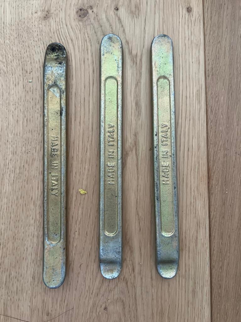 Drie bandenlichters, Made in Italy (tire levers), Fietsen en Brommers, Fietsaccessoires | Fietsgereedschap, Ophalen, Gebruikt