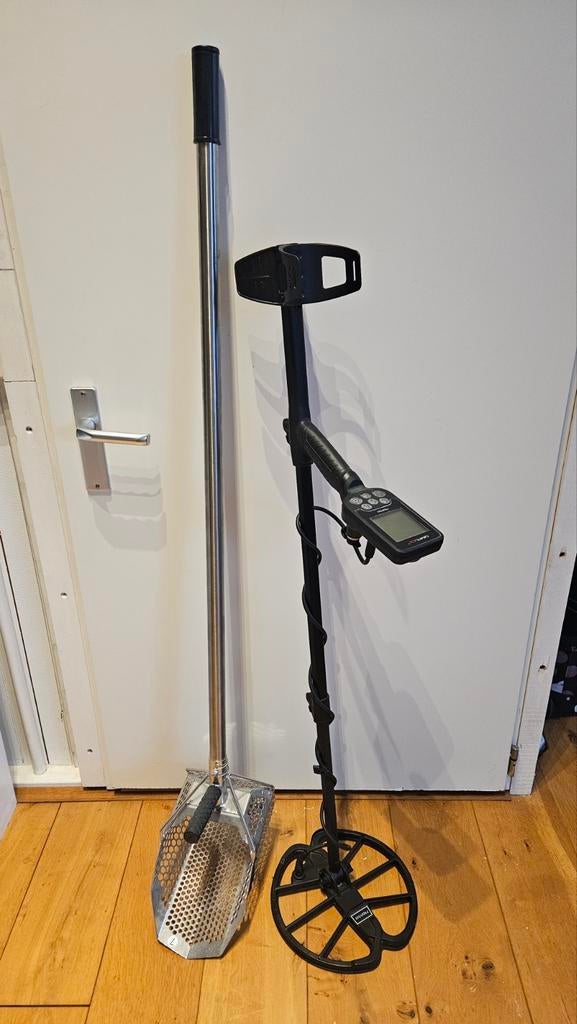 Nokta Makro Simplex+ en RVS Spade - Zo goed als nieuw!, Hobby en Vrije tijd, Metaaldetectors, Overige merken, Meer dan 30 cm, Ophalen of Verzenden