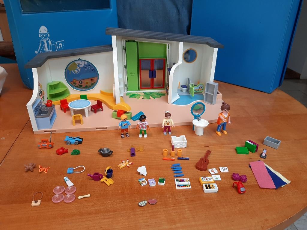 city life school Kinderdagverblijf 'De regenboog' - 70280, Ophalen of Verzenden, Zo goed als nieuw, Complete set