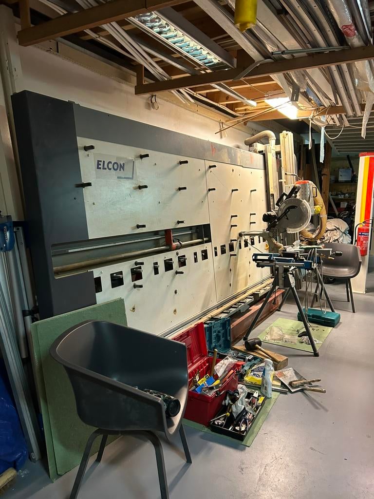 Elcon groot formaat staande platenzaag, Ophalen