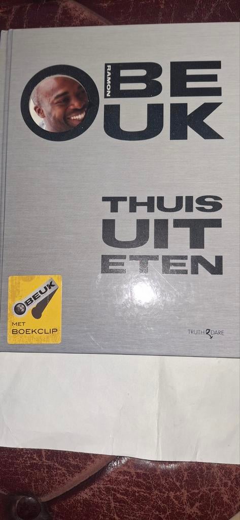Ramon Beuk - Thuis Uit Eten Kookboek, Boeken, Kookboeken, Ramon Beuk, Ophalen of Verzenden, Zo goed als nieuw, Hoofdgerechten