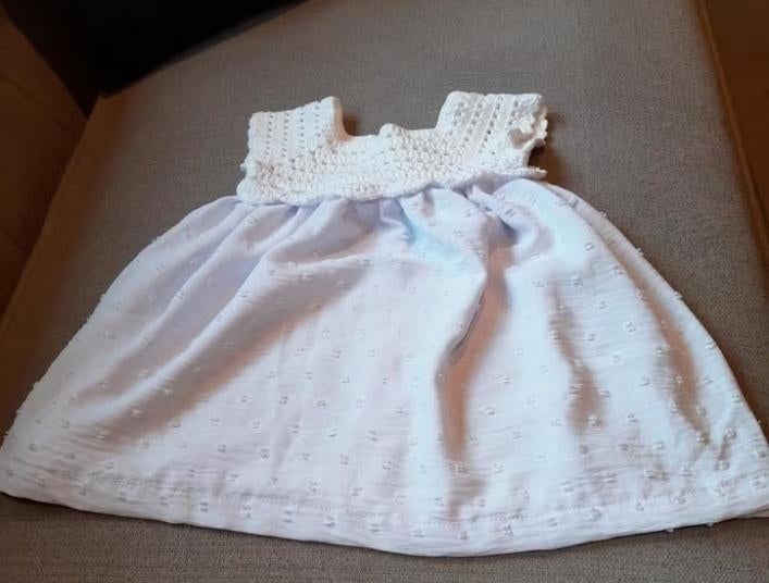 Handgemaakt wit retro vintage baby jurk maat 68, Meisje, Jurkje of Rokje, Ophalen of Verzenden, Zo goed als nieuw