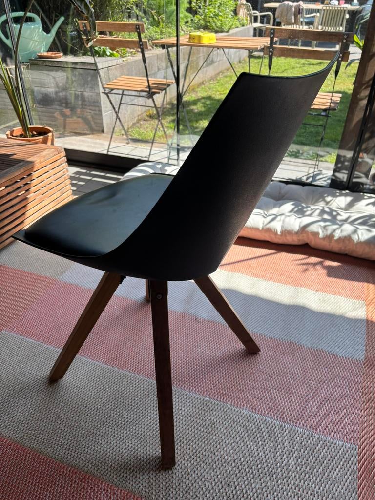 Tafelstoelen (kuipstoelen), Ophalen, Kunststof, Gebruikt, Zwart