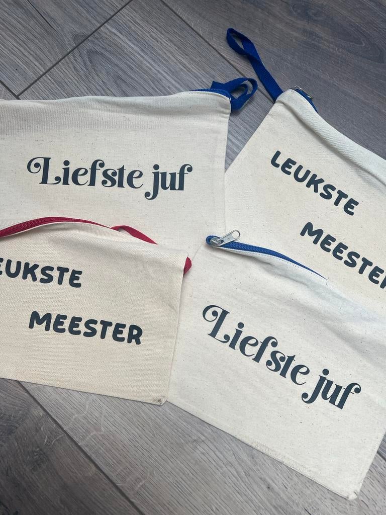 Juffen en meester cadeautjes, Ophalen of Verzenden, Nieuw