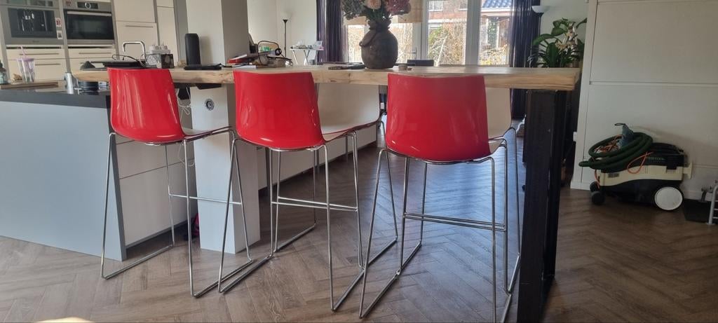 5 x Arper Catifa 46 disign stoelen rood/wit, Huis en Inrichting, Barkrukken, Ophalen of Verzenden