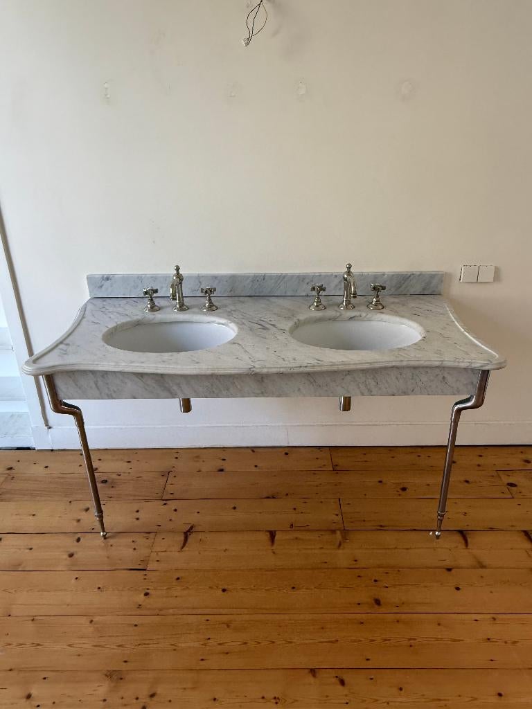 Edwardiaans Dubbel Wasmeubel — Carrara Marmer, Ophalen