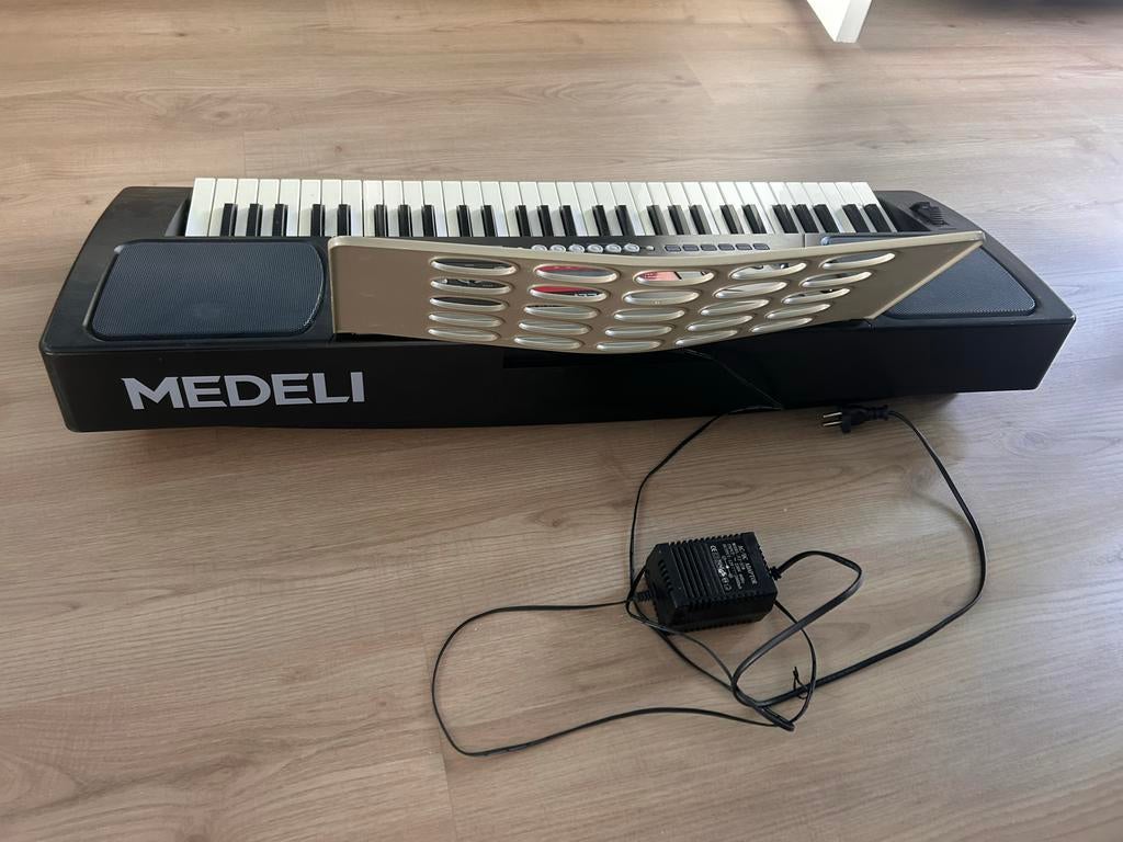 Medeli M30 keyboardspeler - Ideaal voor beginners, Muziek en Instrumenten, Keyboards, Midi-aansluiting, Ophalen of Verzenden, Medeli