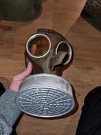 Duits 2e wereldoorlog gasmasker met adelaar nog zichtbaar., Verzamelen, Militaria | Tweede Wereldoorlog, Ophalen of Verzenden