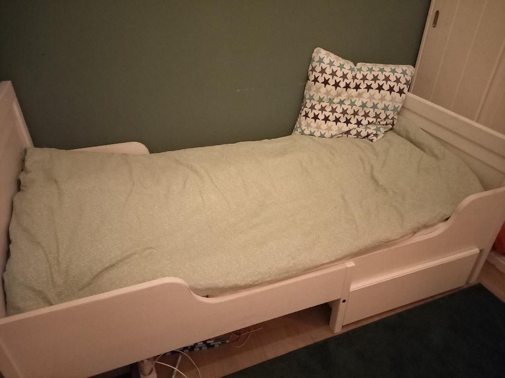 Ikea meegroeibed sundvik, Ophalen, Gebruikt, 70 tot 85 cm, Lattenbodem