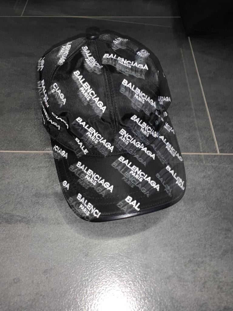 Balenciaga pet, Kleding | Heren, Hoeden en Petten, Ophalen of Verzenden, Zo goed als nieuw