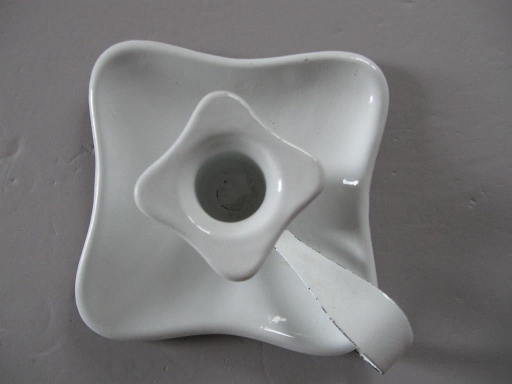 KANDELAAR EMAILLE WIT – BLAKER – IN NIEUWSTAAT, Ophalen of Verzenden, Overige materialen