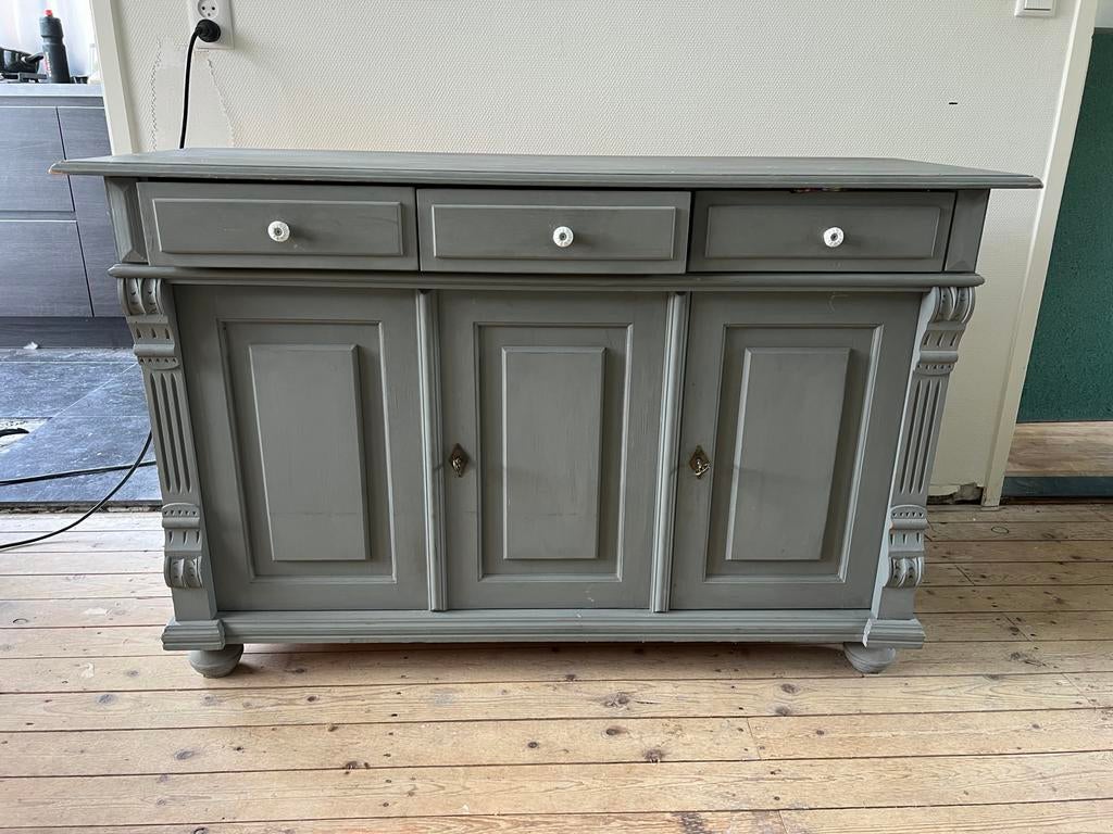 Mooi retro kastje, Ophalen