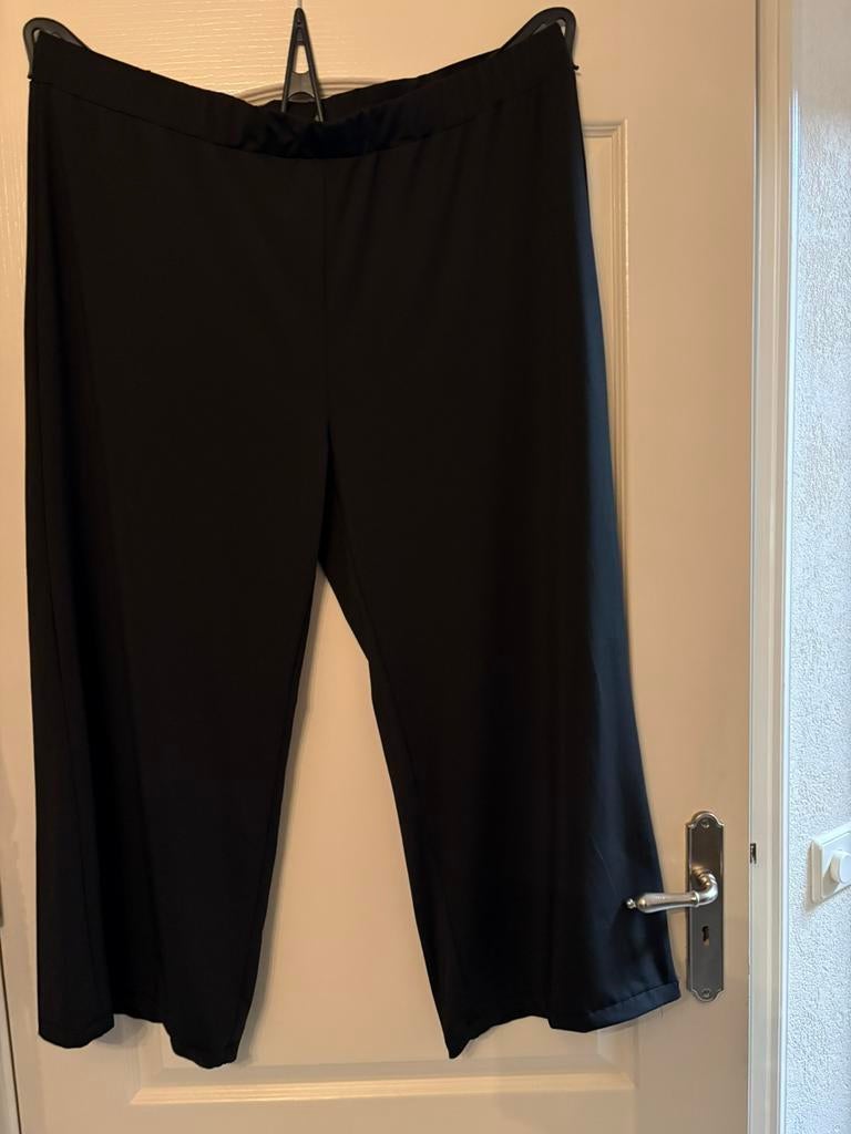 Broek 56/58 Magna wijde pijpen zwart., Kleding | Dames, Grote Maten, Ophalen of Verzenden, Nieuw, Zwart, Broek of Spijkerbroek