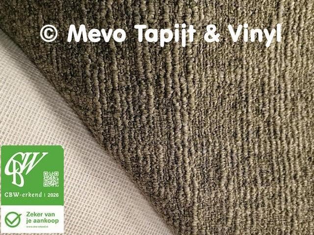 Tapijt, Groen Lengte 3.20 x 4 mtr breed voor € 92,50, Huis en Inrichting, Stoffering | Vloerbedekking, MeVo tapijt en vinyl, Nieuw