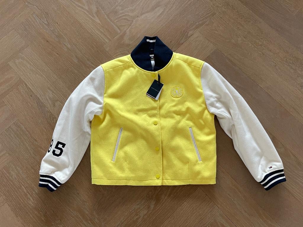 Tommy Hilfiger baseball jack geel creme jongen mt 164 NIEUW, Nieuw, Ophalen of Verzenden, Tommy Hilfiger, Jongen