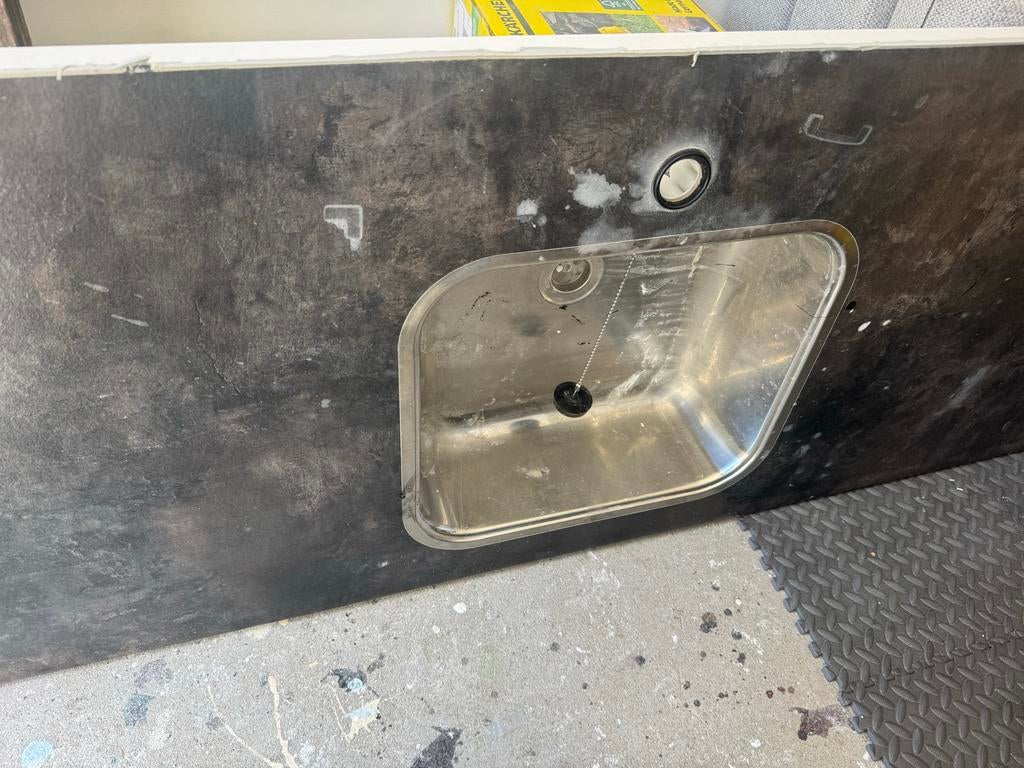 Keukenblad met spoelbak GRATIS, Huis en Inrichting, Keuken | Complete keukens, Gebruikt, Overige typen, Zwart, Overige materialen