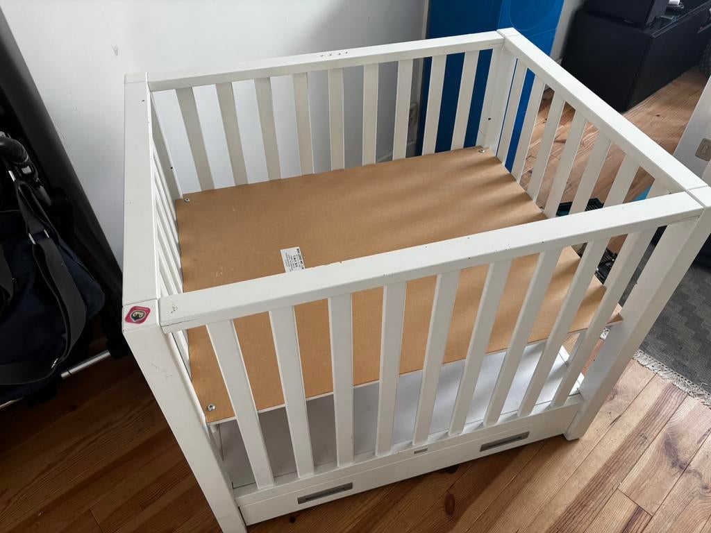 Babybox gratis, Kinderen en Baby's, Boxen, Ophalen of Verzenden, Gebruikt, Vierkant, Lade