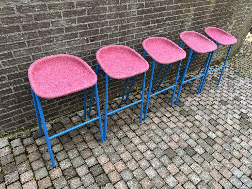 5x De Vorm design krukken LJ 3 PET Felt Bar Stool ZGAN, Huis en Inrichting, 5 krukken of meer, Met voetsteun, 60 tot 90 cm, Ophalen of Verzenden