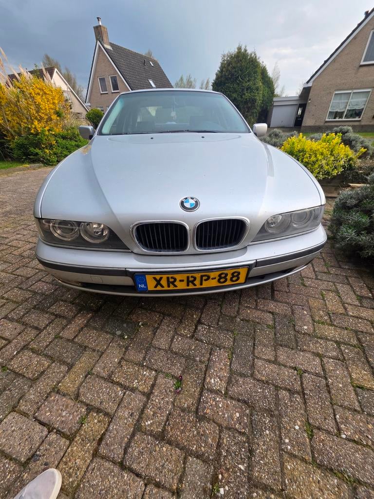 Bmw e39 520i, Auto's, Achterwielaandrijving, 150 pk, Bedrijf, Handgeschakeld