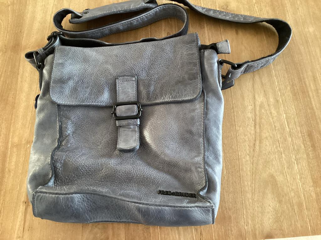 Freds Bruder Leren Cross-over Tas Blauw/Grijs - Zo goed als, Overige merken, Ophalen of Verzenden, Zo goed als nieuw, Grijs