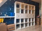 Grote witte kallax kast met vakken, Huis en Inrichting, Kasten | Boekenkasten, Ophalen, Gebruikt, Met deur(en), 200 cm of meer