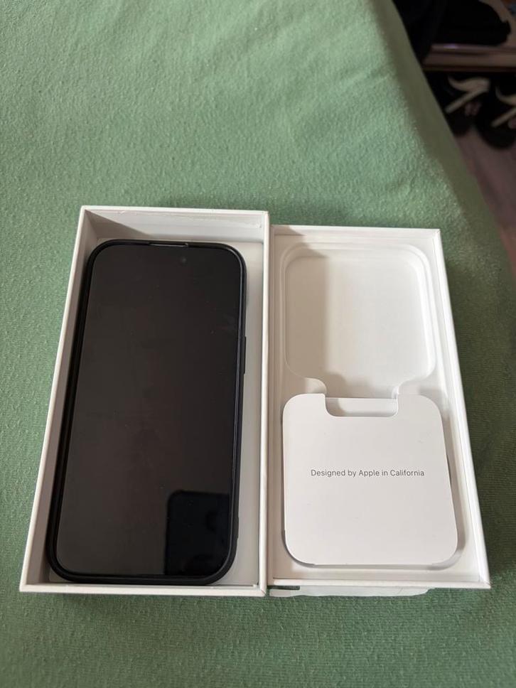 iPhone 15 128gb wit, Telecommunicatie, Mobiele telefoons | Apple iPhone, Zo goed als nieuw, 128 GB, iPhone 15, Wit, Verzenden