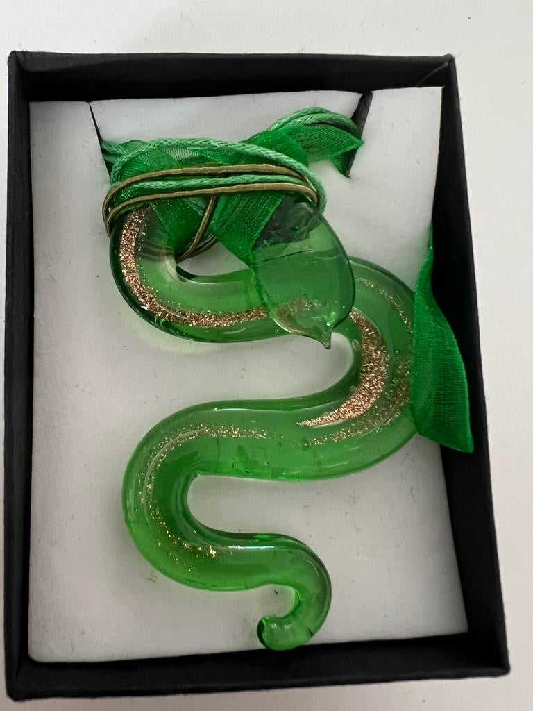 Glazen hanger een groene slang, Ophalen of Verzenden, Groen, Overige materialen