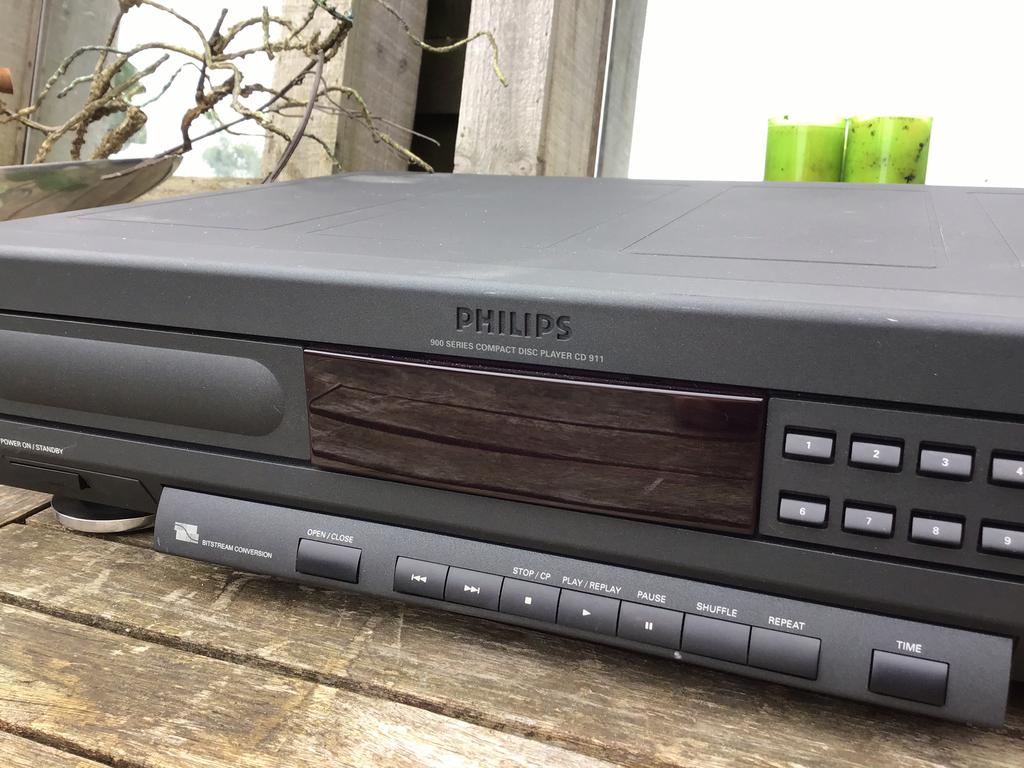 INCL GARANTIE, PHILIPS CD-911, BITSTREAM, ESI-BUS, 900 LIJN., Ophalen of Verzenden, Zo goed als nieuw, Philips