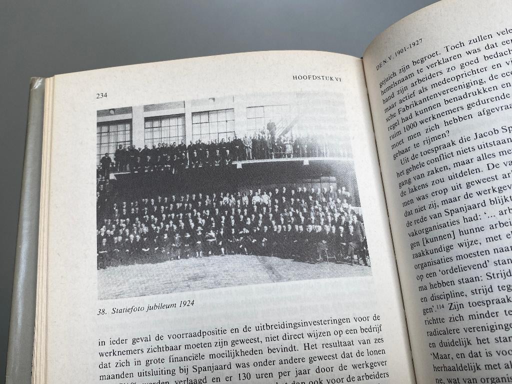 Fabriqueurs en fabrikanten Twente / Borne, Boeken, Ophalen of Verzenden, 20e eeuw of later, Zo goed als nieuw